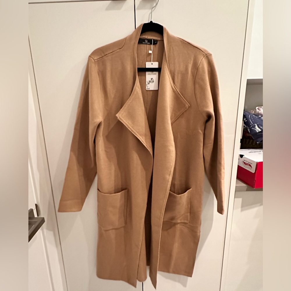 Lillusory Brown Coat